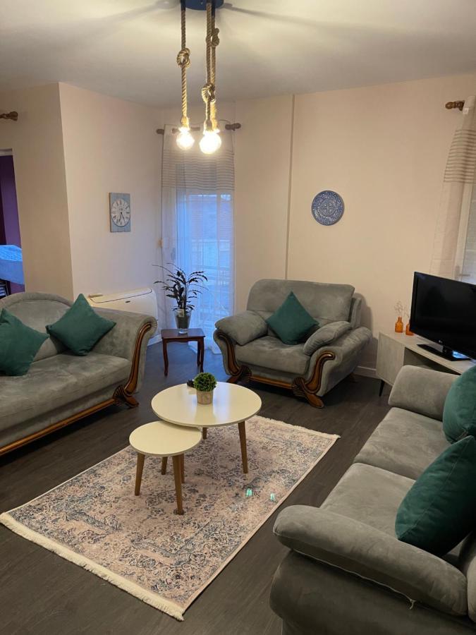 Pedestrian Street Center Apartment Shkodër Екстериор снимка