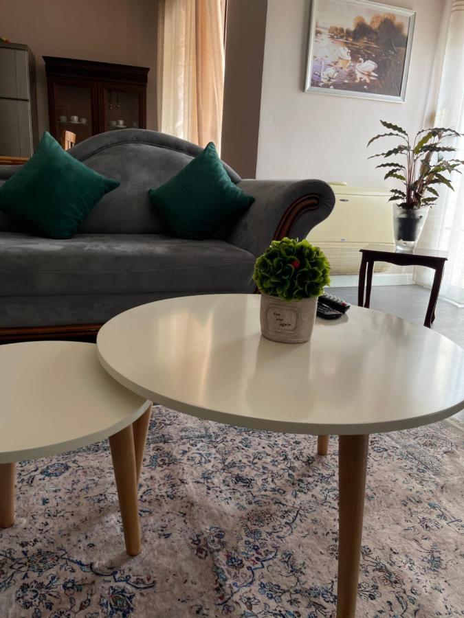 Pedestrian Street Center Apartment Shkodër Екстериор снимка